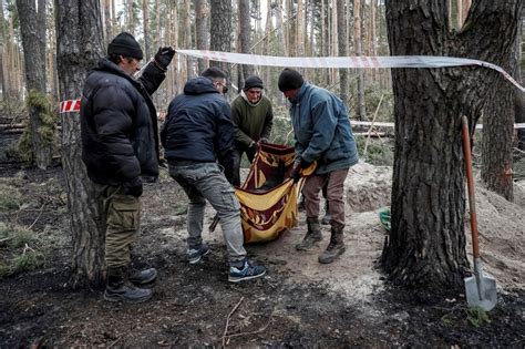 Stines morder er aldrig fundet: Bagbundet og kvalt i pinsen